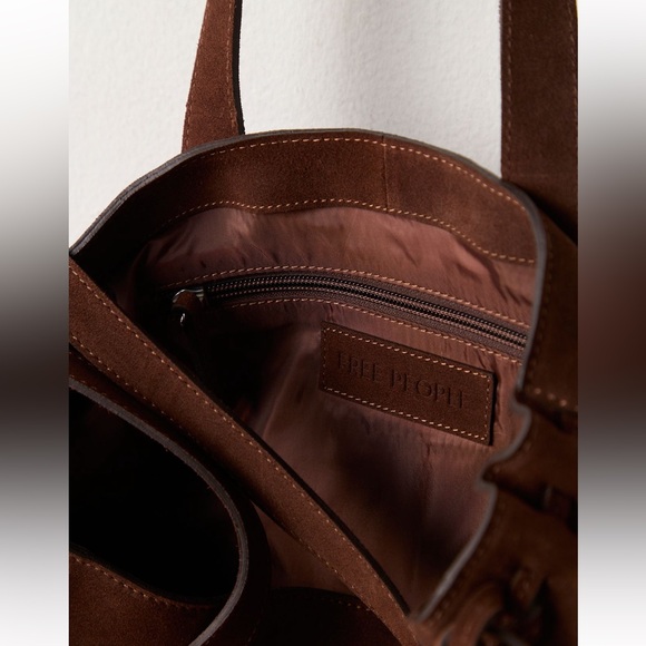 Free People Ween East West Bag NWT - Picture 4 of 4